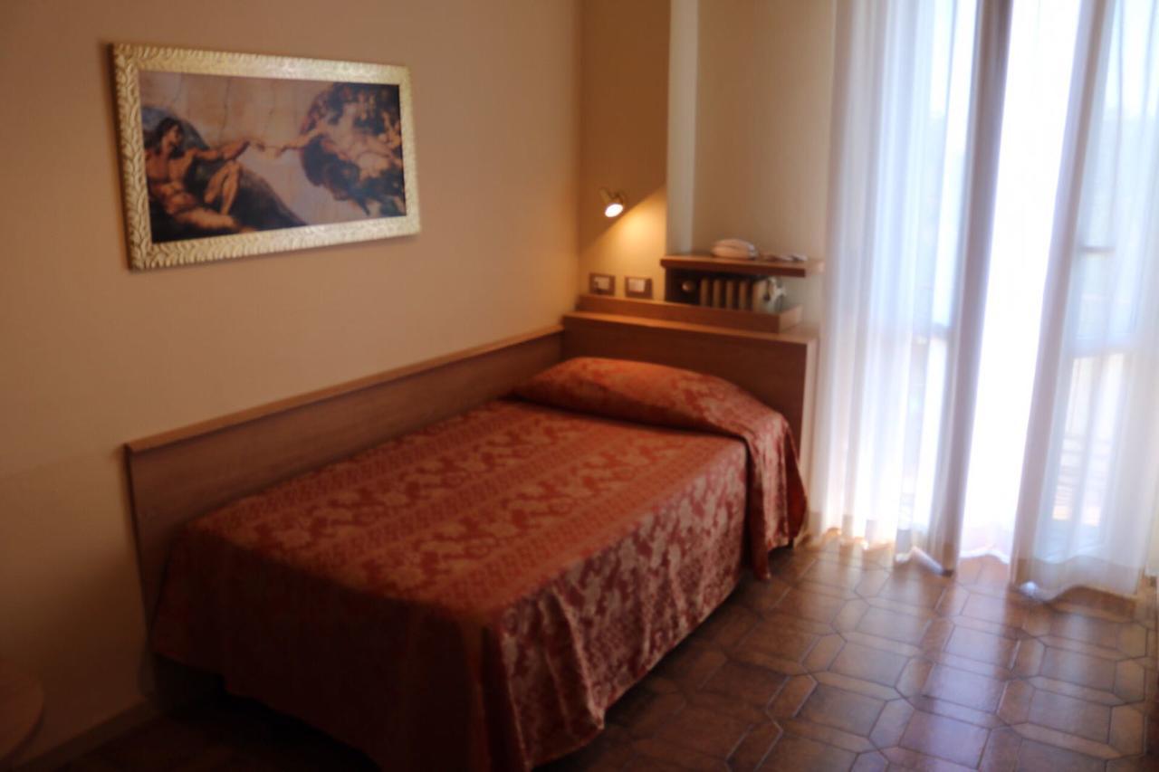 Dipendenza Aurora Apartman Pavia Kültér fotó