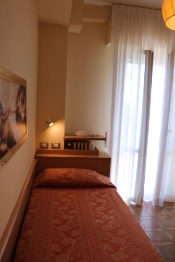 Dipendenza Aurora Apartman Pavia Kültér fotó